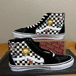 Vans Skate Sk8 hi  Skateistan checkerboard men’s size9 or women’s size 10.5